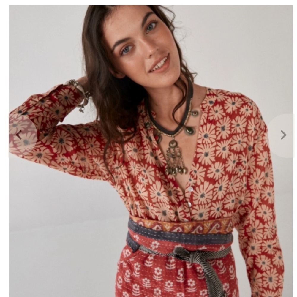 Maison Hotel Nadine Blouse – Las Dalias Print Small red